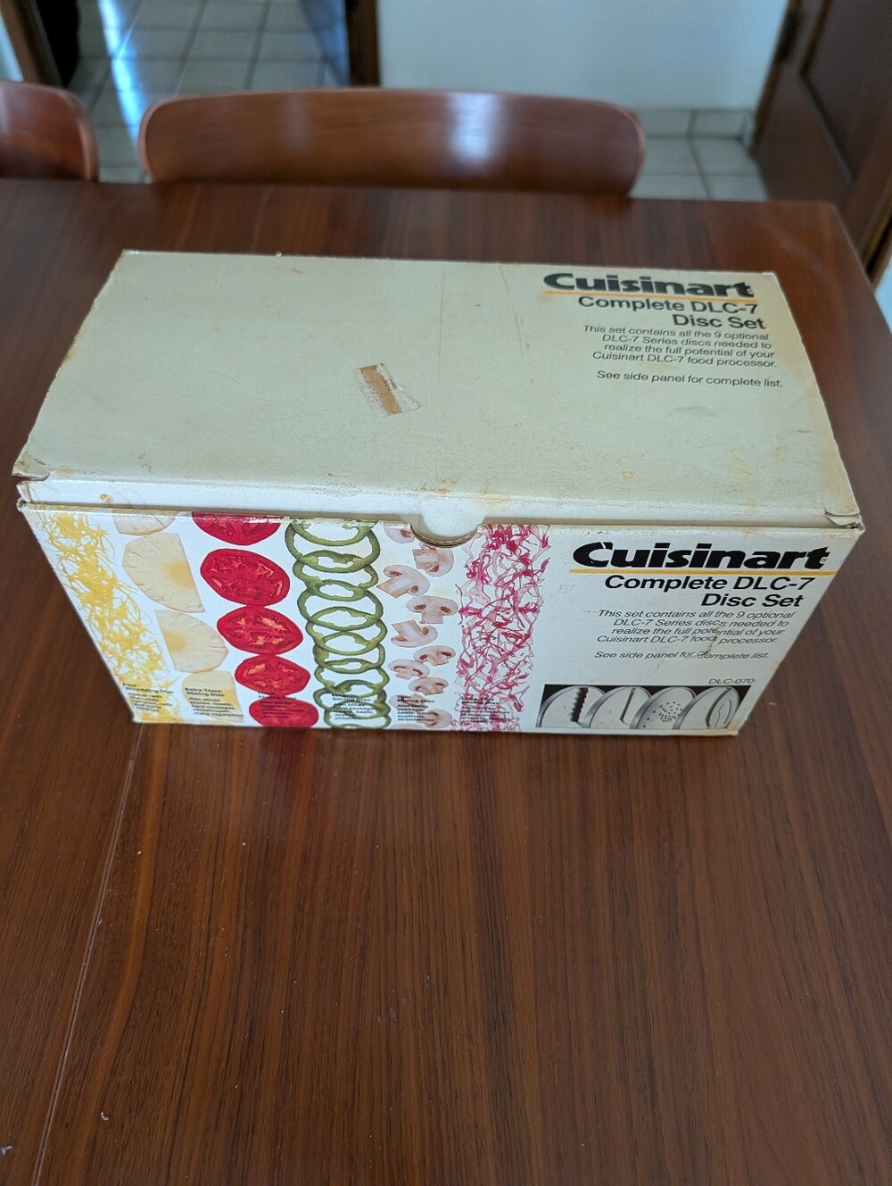 Cuisinart Food Processor DLC-7 Complete 9 Disc Set in Original Box Pre Owned